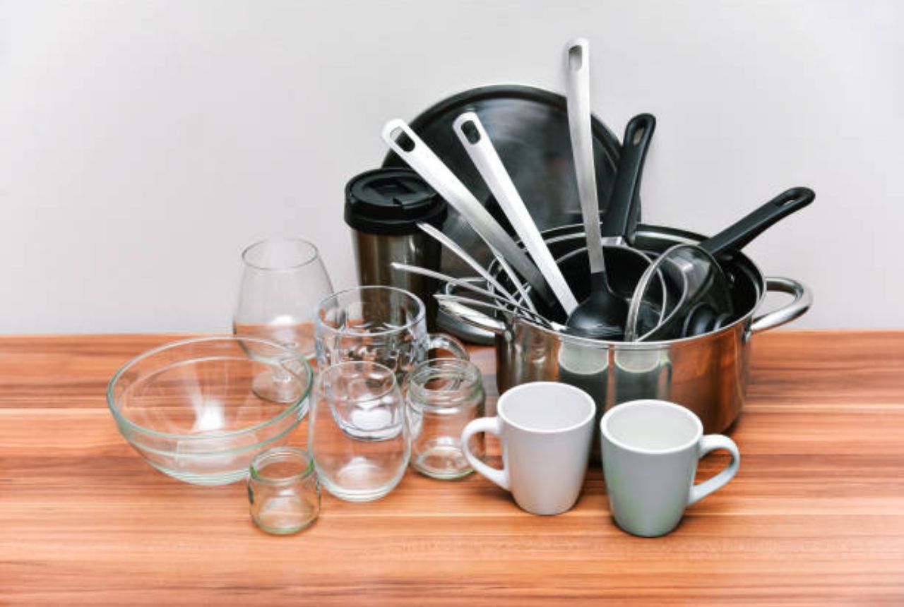 You are currently viewing 10 Must-Have Kitchen Tools for Every Home Cook