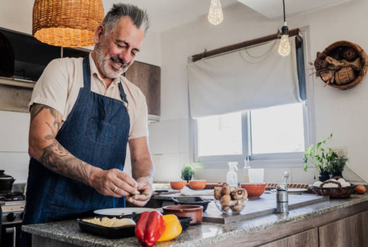 You are currently viewing 10 Common Cooking Mistakes (And How to Avoid Them Like a Pro)