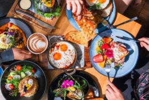 Read more about the article Global Comfort Foods and What They Say About Us