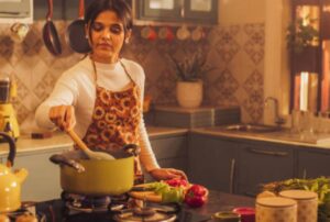 Read more about the article How to Keep Your Kitchen Clean While You Cook (Without Losing Your Mind)