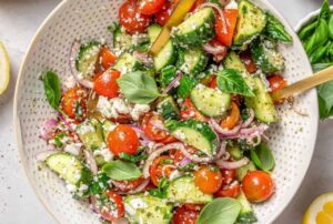 Read more about the article Refreshing Cucumber Tomato Salad Recipe for the Perfect Everyday Bite
