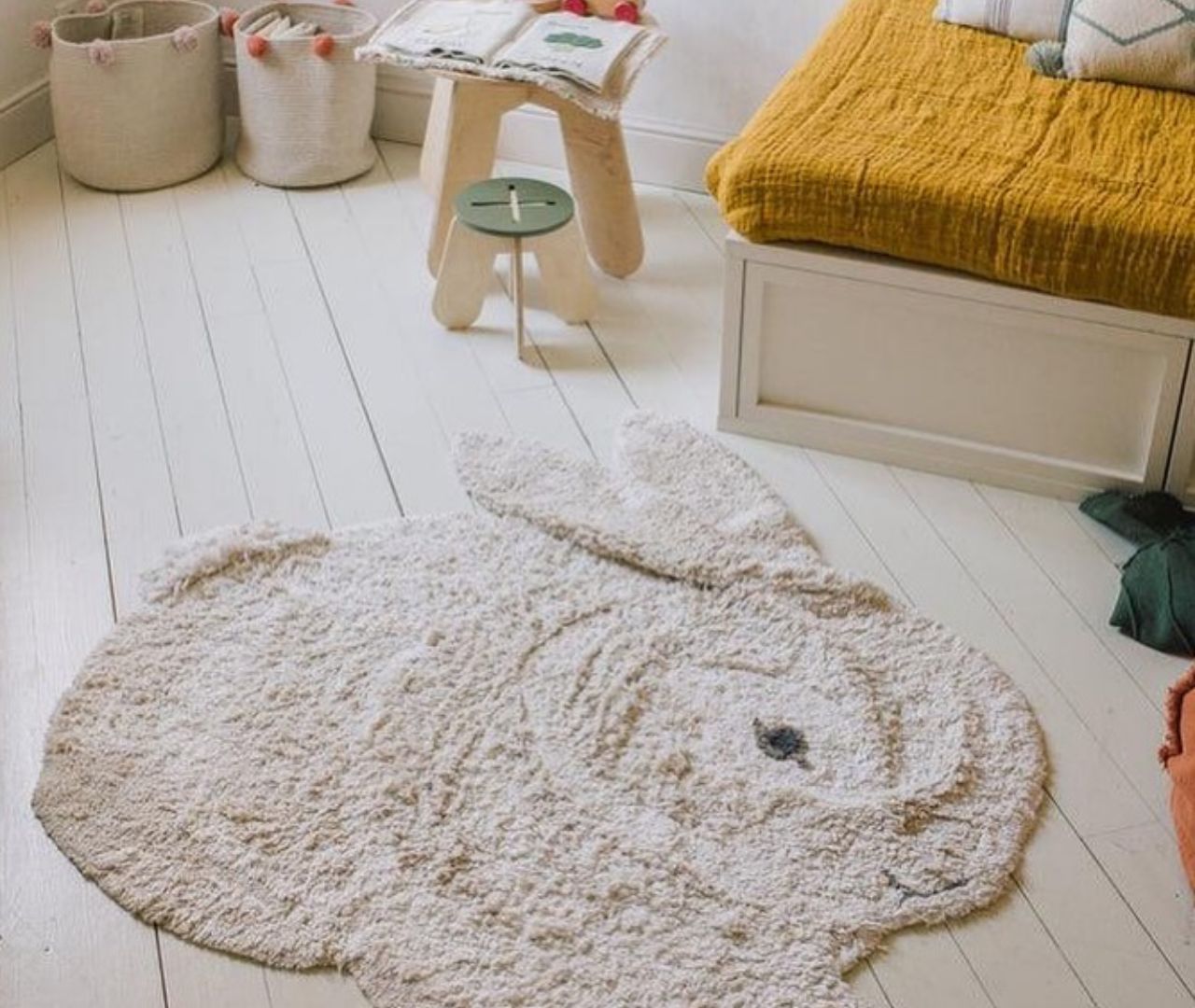 You are currently viewing 22 Gorgeous Rug Ideas for Your Nursery (That You’ll Secretly Want for Yourself)