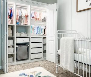 Read more about the article How to Organize a Nursery Closet Without Losing Your Sanity